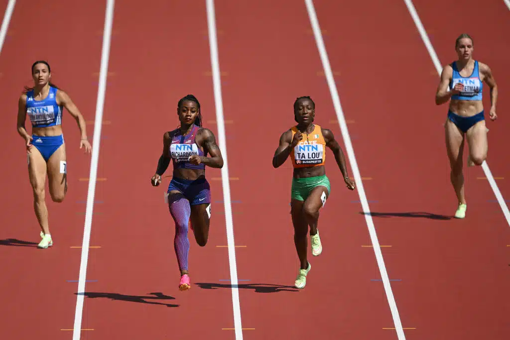 Suomaisjuoksijan MM-kisat päättyivät lyhyeen – nainen myönsi, ettei saanut parastaan irti