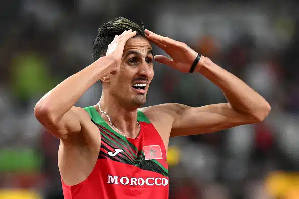 Näin ratkaistiin 3000 metrin esteiden MM-kulta: kaasu pohjaan viimeisessä kaarteessa