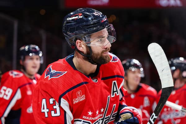 NHL:n kohupelaaja sortui jälleen sikaluun - pitkä pelikielto tulossa? NHL:n kohupelaaja sortui jälleen sikaluun – pitkä pelikielto tulossa?