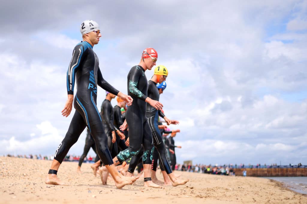 Triathlon-kisasta täysi katastrofi – lähes 60 kisaajaa sairastui vakavasti Triathlon-kisasta täysi katastrofi – lähes 60 kisaajaa sairastui vakavasti