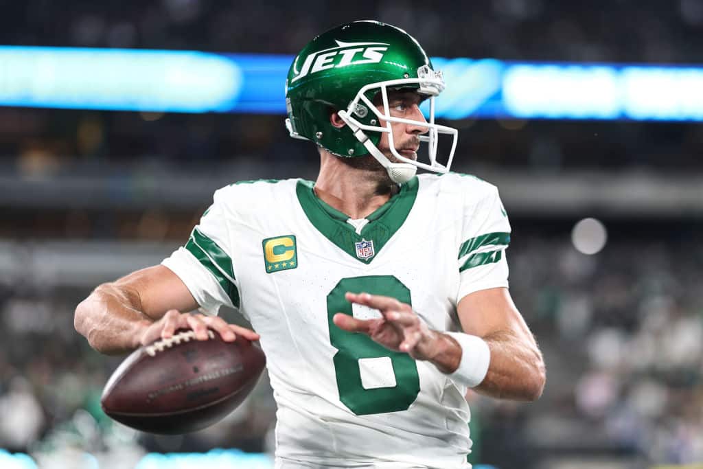 NFL-tähti vaihtoi seuraa 18 vuoden jälkeen - debyytti uudessa joukkueessa päättyi katastrofiin NFL-tähti vaihtoi seuraa 18 vuoden jälkeen – debyytti uudessa joukkueessa päättyi katastrofiin