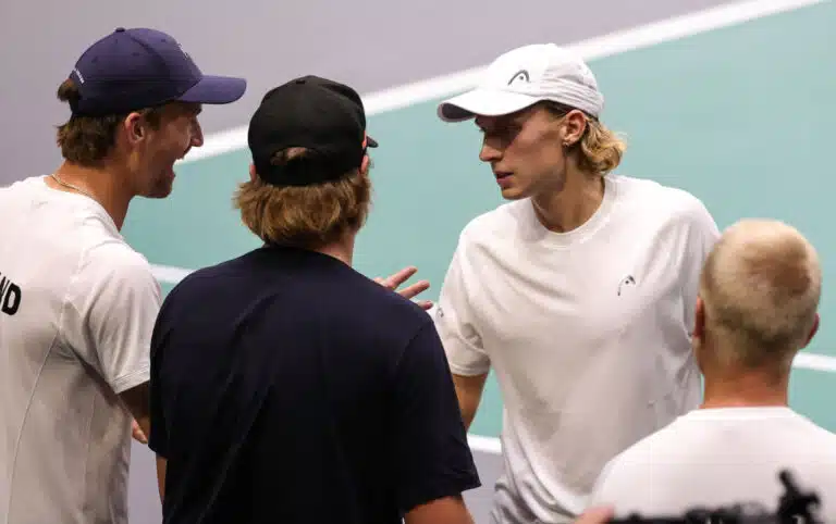 Suomessa on nyt hurja tennisbuumi päällä – uusi yleisöennätys tulossa