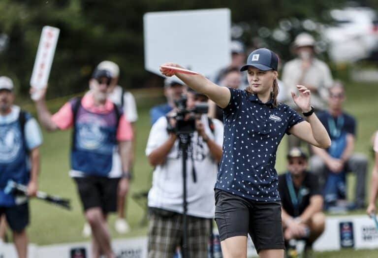 Suomalaispelaajan peli hajosi frisbeegolfin huipputurnauksessa