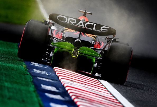Max Verstappen tykitti hirmuajalla paalulle - Valtteri Bottaksella surkeaa Max Verstappen tykitti hirmuajalla paalulle – Valtteri Bottaksella surkeaa