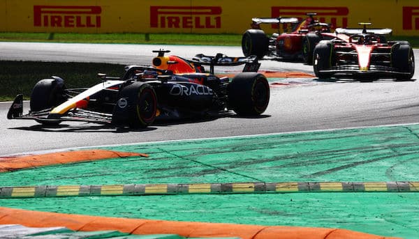 Max Verstappen voitti ja teki F1-historiaa - Valtteri Bottakselle riemukas onnistuminen Monzassa Max Verstappen voitti ja teki F1-historiaa – Valtteri Bottakselle riemukas onnistuminen Monzassa