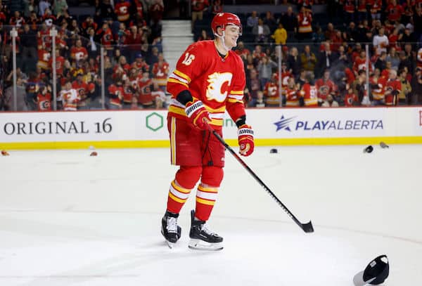 Venäläinen NHL-tähti puhui miljoonille ihmisille - tällaiset terveiset lähtivät Vladimir Putinille Venäläinen NHL-tähti puhui miljoonille ihmisille – tällaiset terveiset lähtivät Vladimir Putinille