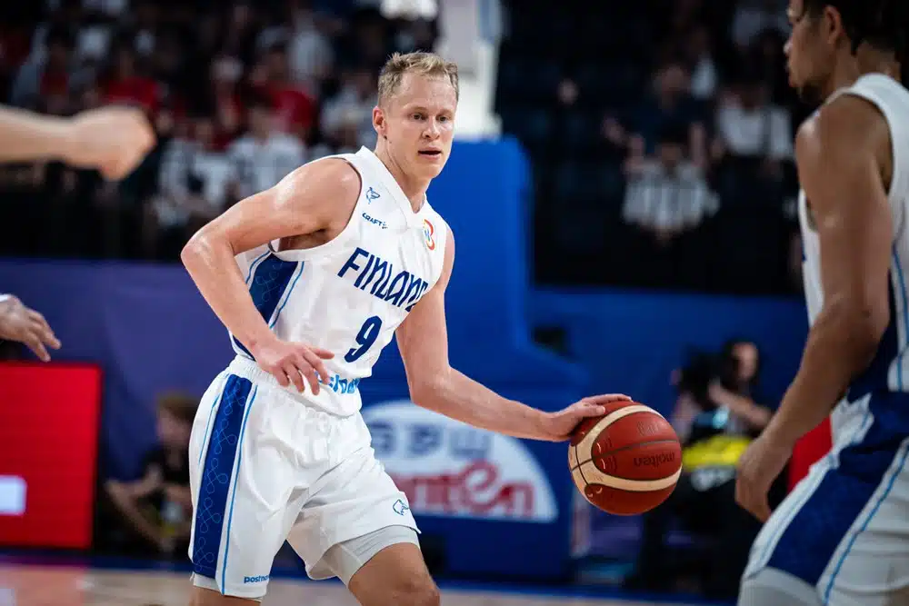 Sasu Salin meni heittämällä ohi Teemu Rannikosta – 1414 pistettä