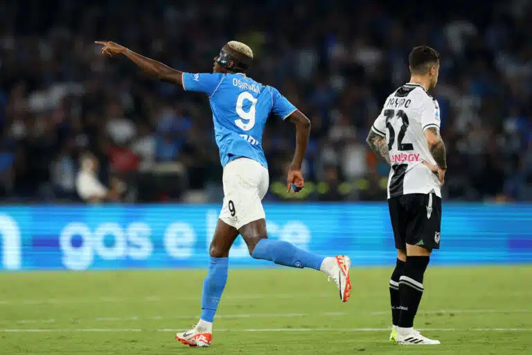 Serie A:ssa jymypaukku, kiukutellut kohuhyökkääjä heilutti myös verkkoa