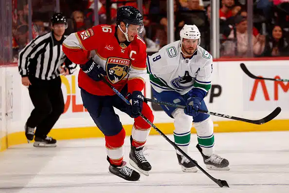 Aleksander Barkov harvalukuiseen suomalaiskerhoon - Pittsburgh-vahti teki maalin Aleksander Barkov harvalukuiseen suomalaiskerhoon – Pittsburgh-vahti teki maalin