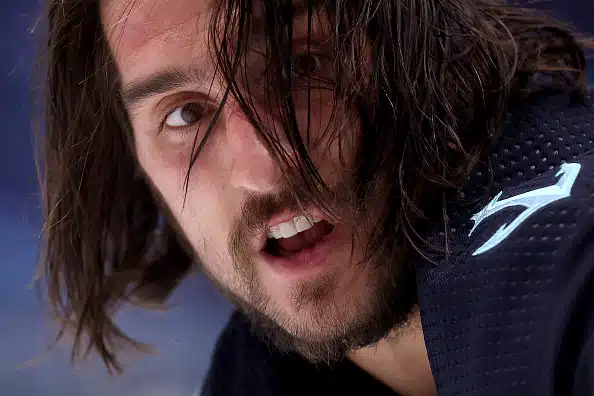 Hirmutaklauksen kohteeksi joutunut Seattle Krakenin hyökkääjä sairastuvalle Hirmutaklauksen kohteeksi joutunut Seattle Krakenin hyökkääjä sairastuvalle