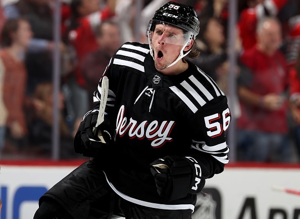 Taas tärähti – näin Erik Haulan tykki jylisi NHL:ssä