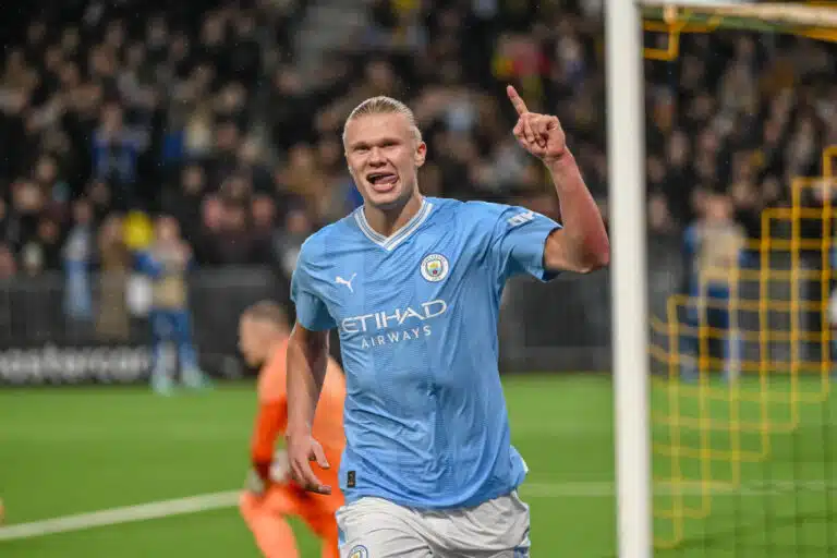 Erling Haalandilta hieno ele – auttaa kasvattajaseuransa faneja