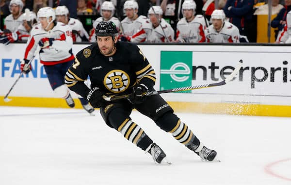 Boston Bruinsin hyökkääjää kohtaan rajut syytökset - kiistää syyllisyytensä Boston Bruinsin hyökkääjää kohtaan rajut syytökset – kiistää syyllisyytensä