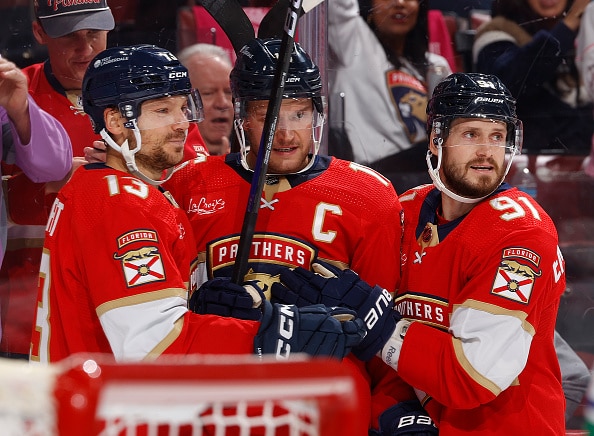 Reino loistaa Aleksander Barkovin rinnalla - tehoilee Mikko Rantasen malliin Reino loistaa Aleksander Barkovin rinnalla – tehoilee Mikko Rantasen malliin