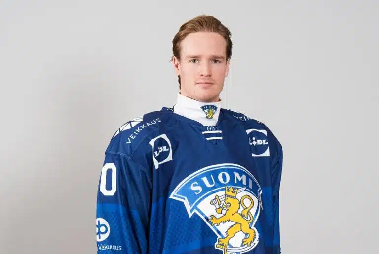 Entinen suomalainen NHL-puolustaja teki pitkän jatkosopimuksen seuransa kanssa