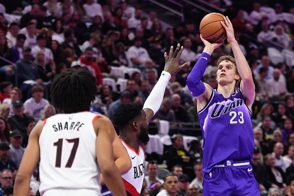 Lauri Markkanen teki hurjaa jälkeä Utahin voitossa Lauri Markkanen teki hurjaa jälkeä Utahin voitossa