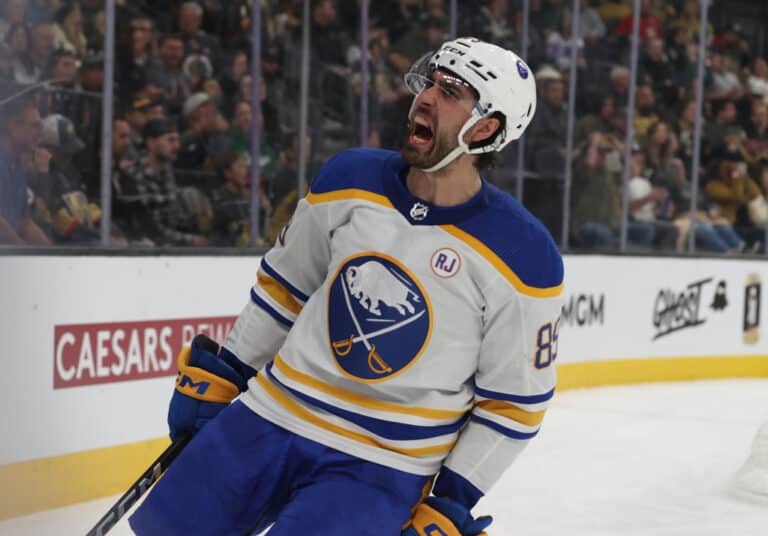 NHL-seura tiedotti jatkosopimuksesta – ”Taklaa lujaa”