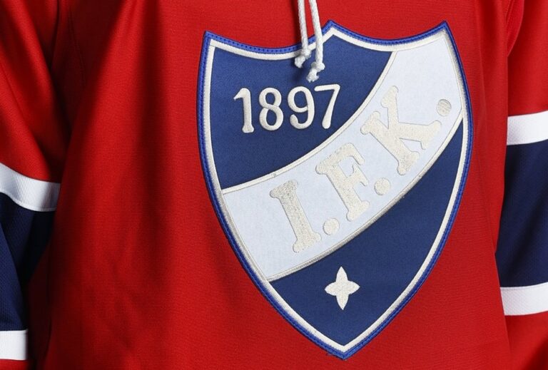Nyt kävi iso virhe – Jokereiden maskotti ilmestyi HIFK:n kotipeliin