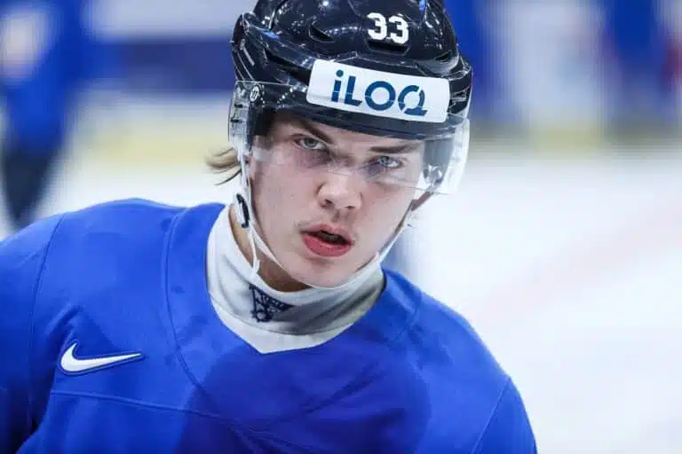 Asiantuntija sanoi TV5:llä suoran näkemyksensä Nuorten Leijonien Kasper Kulonummen kohujäähystä