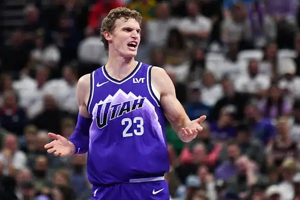 Lauri Markkanen takoi tupla-tuplan – yksi asia kuitenkin huoletti