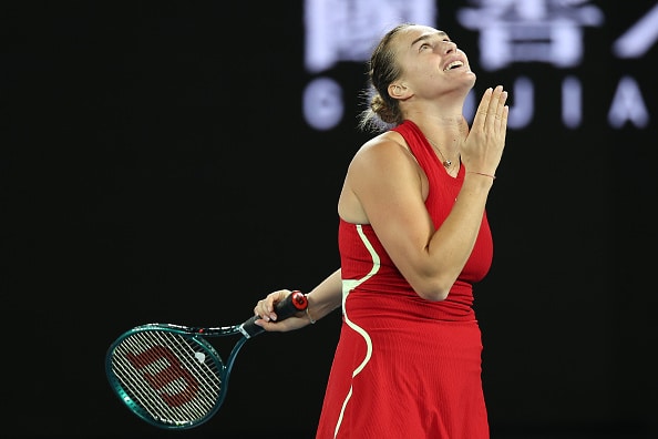 Valko-Venäjän supertähdessä sekoittuu urheilu ja politiikka