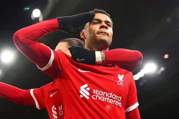 Liverpool pelästyi vielä avausjaksolla – toisen jakson pikamaalit toivat voiton liigacupissa