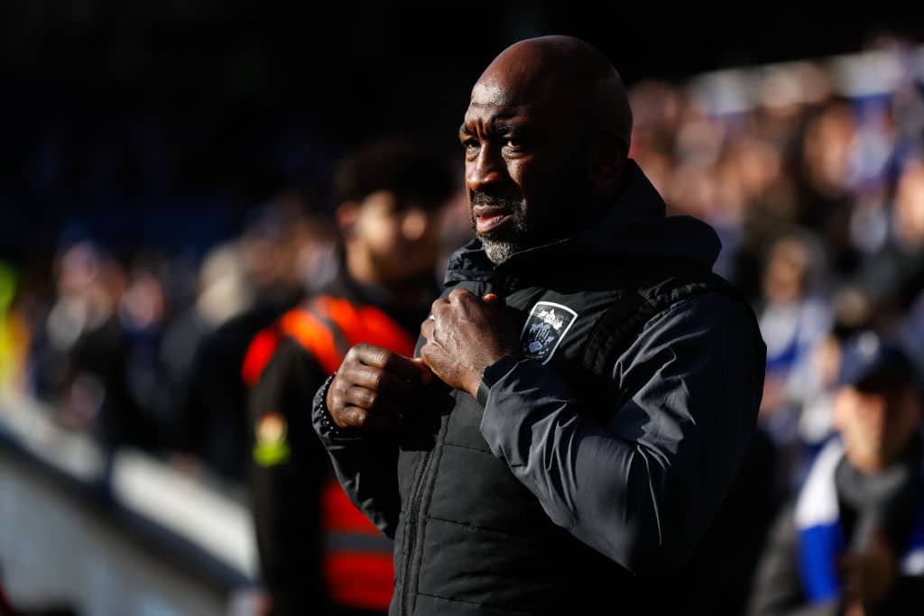 Englannin huippufutiksessa nähtiin pikapotkut Englannin huippufutiksessa nähtiin pikapotkut