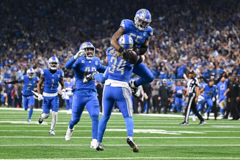 NFL:ssä tehtiin jättimäinen sopimus – pelinrakentajalle osui tilipäivä