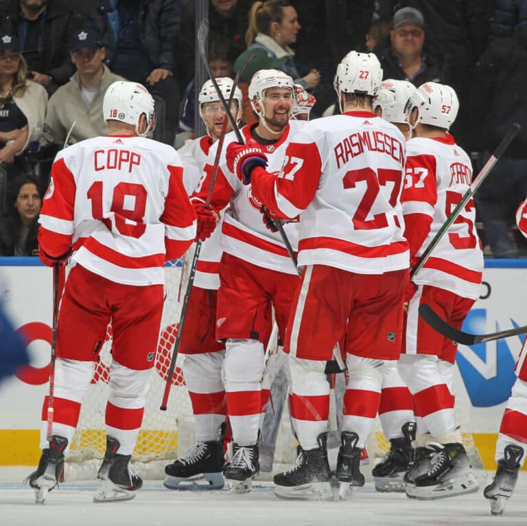 Detroit Red Wingsille valtava takaisku – ykköstähti sairastuvalle