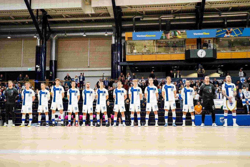 Voi surku – futsalmaajoukkueen MM-unelma mureni rankkareilla huimien käänteiden jälkeen