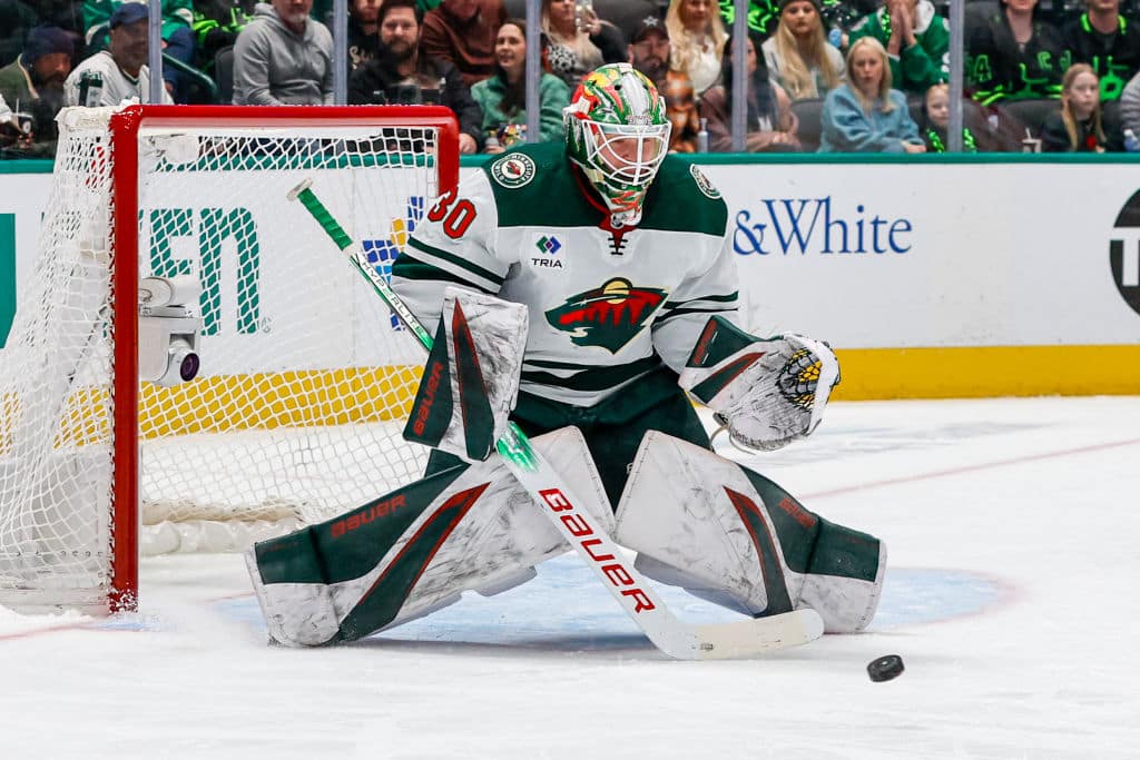 Minnesotan ruotsalaisvahdilla painajaismainen NHL-debyytti - "Tuntui etten saanut mitään kiinni" Minnesotan ruotsalaisvahdilla painajaismainen NHL-debyytti – ”Tuntui etten saanut mitään kiinni”