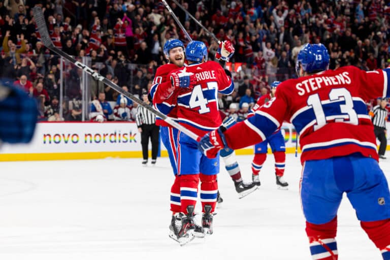 Suomalaishyökkääjä vauhditti NHL-surkimuksen syöksykierrettä