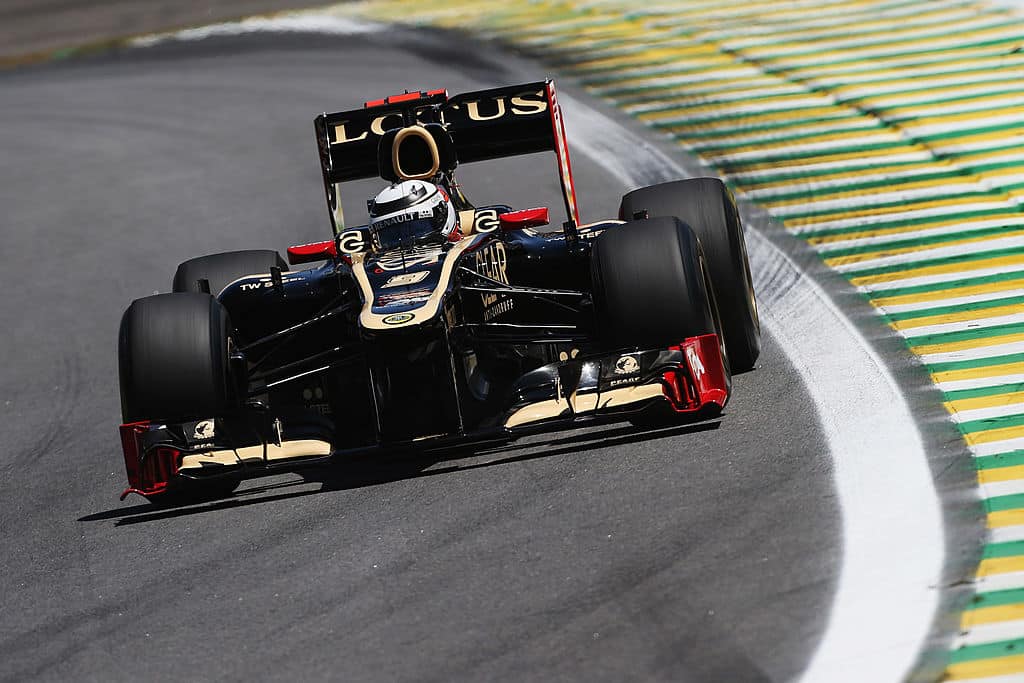 Kimi Räikkönen menestyi – sai tallinsa melkein konkurssiin Kimi Räikkönen menestyi – sai tallinsa melkein konkurssiin