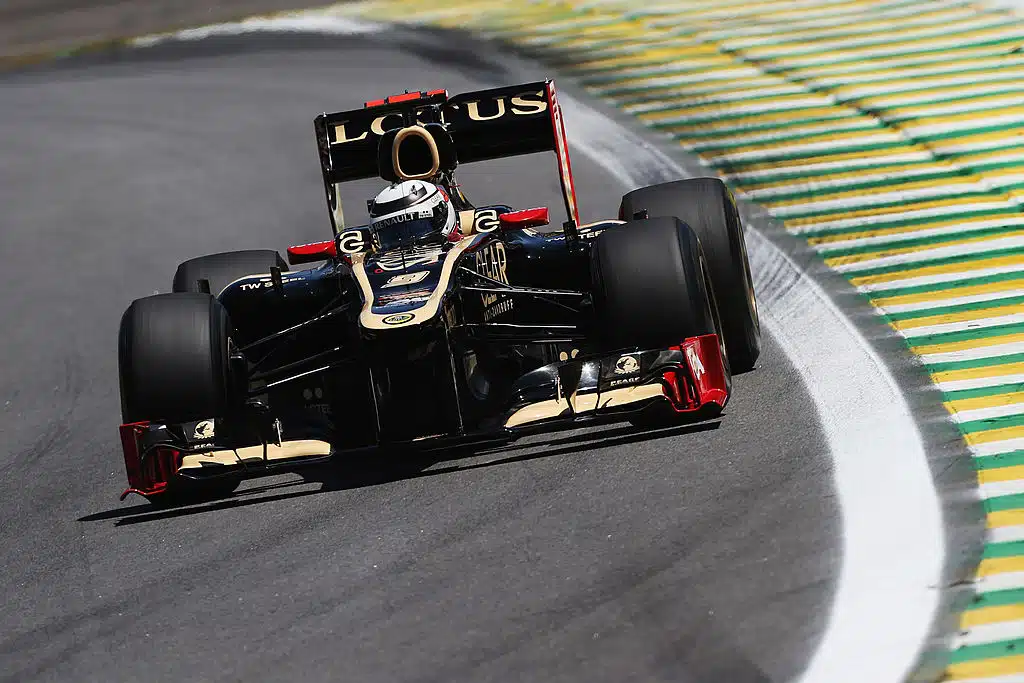 Kimi Räikkönen menestyi – sai tallinsa melkein konkurssiin Kimi Räikkönen menestyi – sai tallinsa melkein konkurssiin