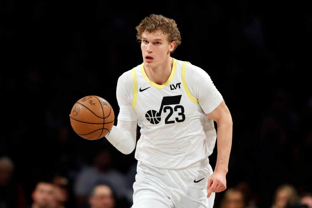 Lauri Markkanen ja Utah Jazz ovat surkeuden kierteessä Lauri Markkanen ja Utah Jazz ovat surkeuden kierteessä
