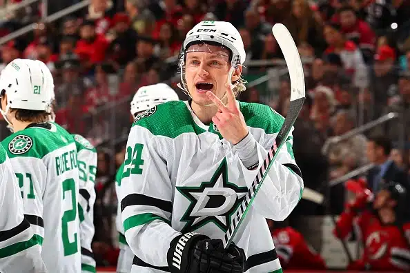 NHL tutkii Dallas Starsia sääntörikkomuksesta NHL tutkii Dallas Starsia sääntörikkomuksesta