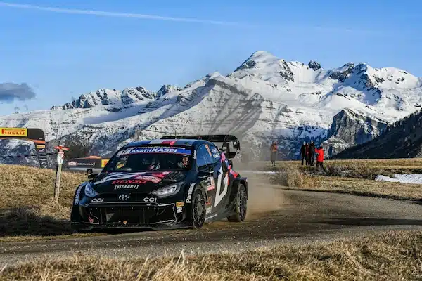 EK13: Sebastien Ogierin raju hyökkäys jatkui - Monten kuningas nousi jo johtoon EK13: Sebastien Ogierin raju hyökkäys jatkui – Monten kuningas nousi jo johtoon