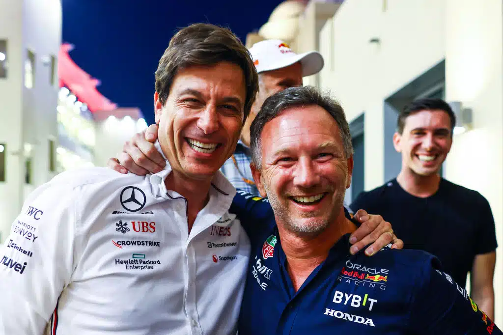 Christian Horner sanasodassa toisen F1-pomon kanssa - "Minussa tässä ei ole mitään ihmeellistä" Christian Horner sanasodassa toisen F1-pomon kanssa – ”Minussa tässä ei ole mitään ihmeellistä”