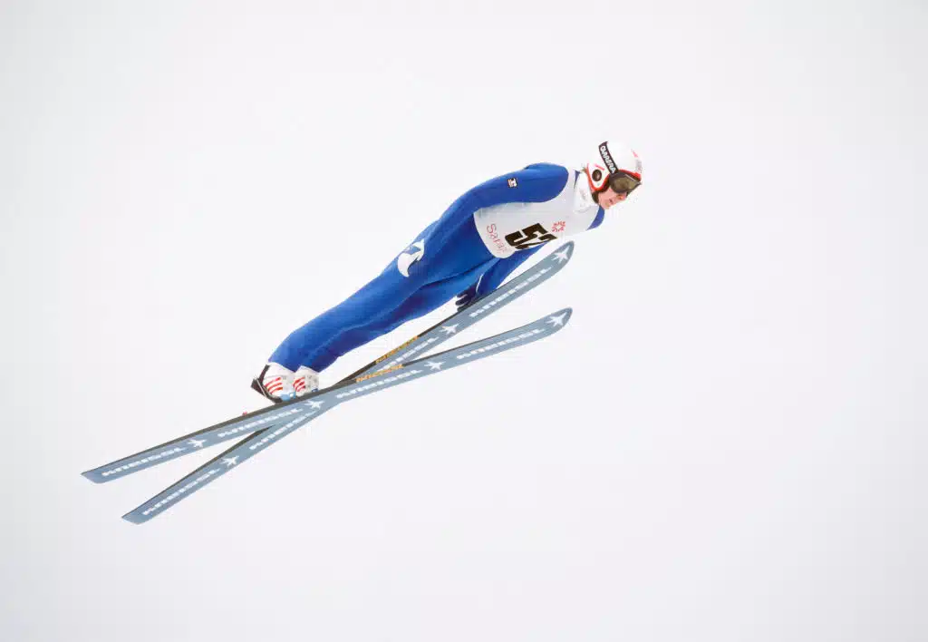 Matti Nykänen simahti olympialaisissa kultamitali kaulassa