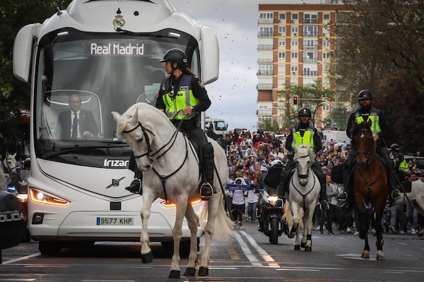 Real Madridin bussi joutui onnettomuuteen Real Madridin bussi joutui onnettomuuteen