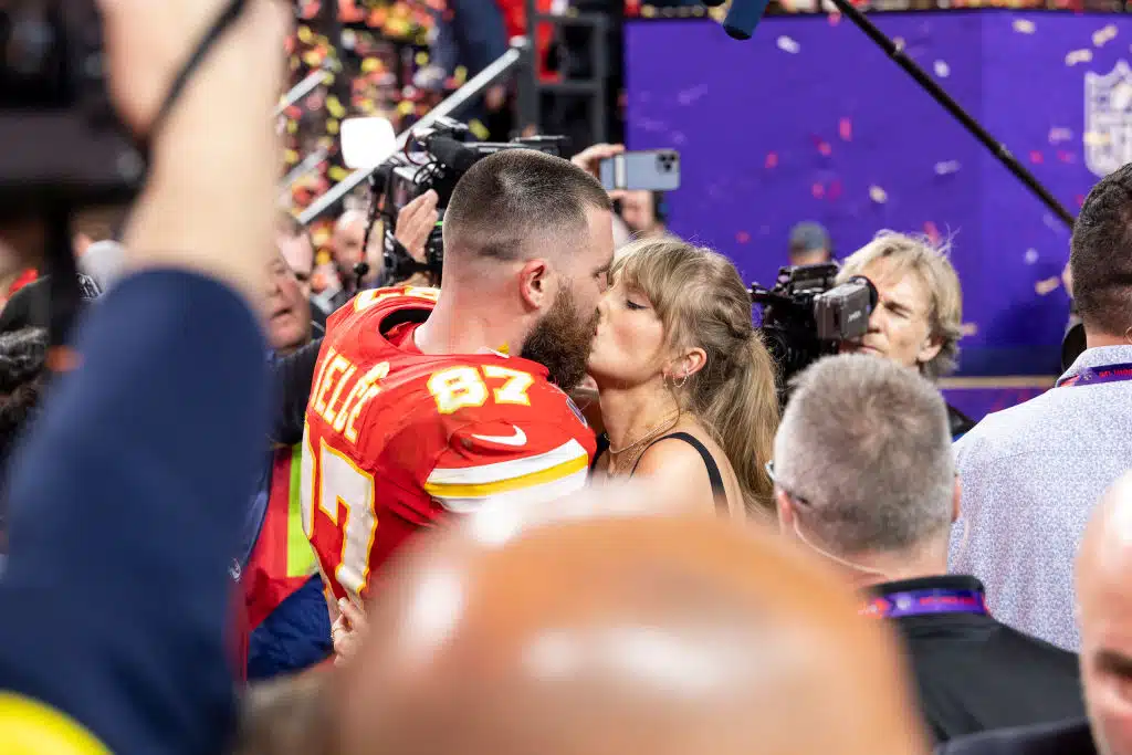 Taylor Swiftin poikaystävä aiheutti myötähäpeää Super Bowlin jälkeen