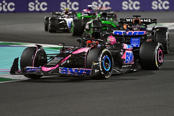 F1-tallin kulisseissa kuohuu - kuljettajalle potkut kesken kauden? F1-tallin kulisseissa kuohuu – kuljettajalle potkut kesken kauden?