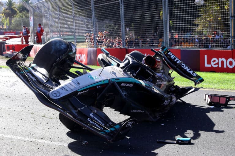 George Russell uhkaa joutua ulos Mercedekseltä