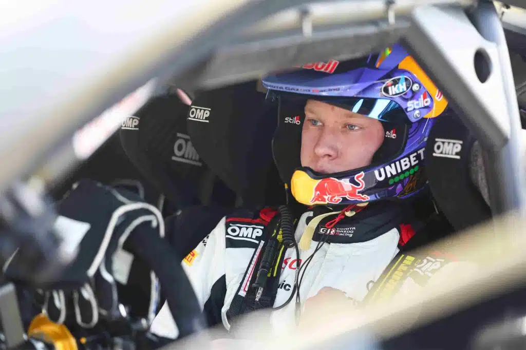 Kalle Rovanperä on yhden erikoiskokeen päässä voitosta - se pätkä on karmea (ek18) Kalle Rovanperä on yhden erikoiskokeen päässä voitosta – se pätkä on karmea (ek18)