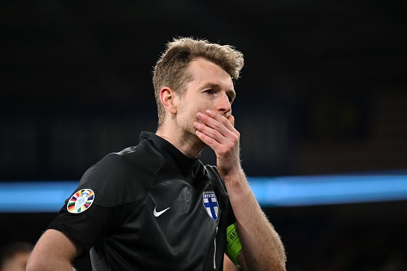 Lukas Hradecky Huuhkajien uhkakuvasta – ”Yleisömäärä ei ole meidän käsissä” Lukas Hradecky Huuhkajien uhkakuvasta – ”Yleisömäärä ei ole meidän käsissä”