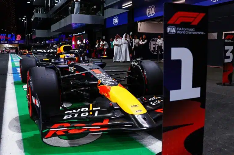 F1-legendalta tyly arvio Max Verstappenin mestaruusmahdollisuuksista