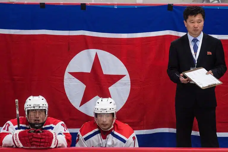 Laajeneeko KHL Pohjois-Koreaan? – tällainen jääkiekon taso siellä on