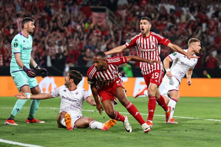 Olympiakos historiallisesti Konferenssiliigan voittoon