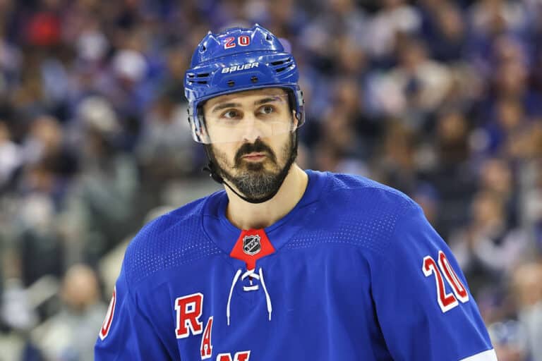 Lopua alkua: NHL-seura heivasi tähtihyökkääjän katsomoon