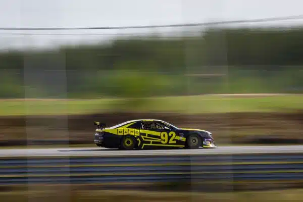 Hallitseva mestari teki hurjaa jälkeä Kemoran radalla